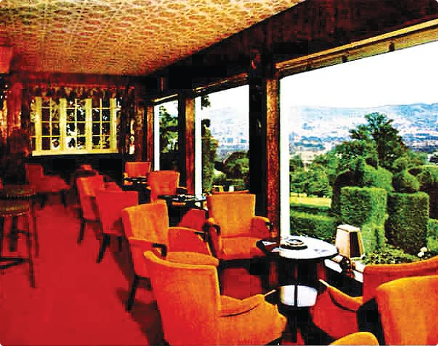 image of dining room with a view